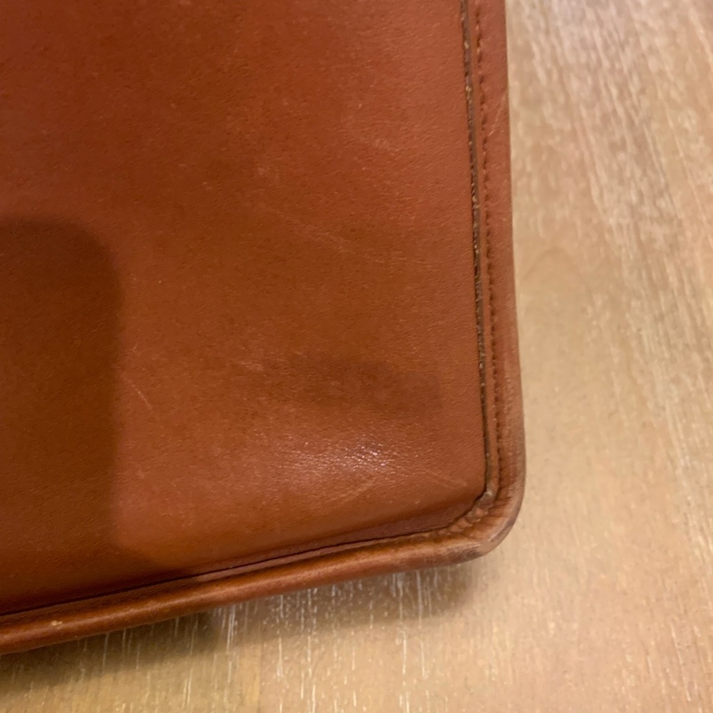 Vintage Coach Station Bag In British Tan - Picture 15 of 16